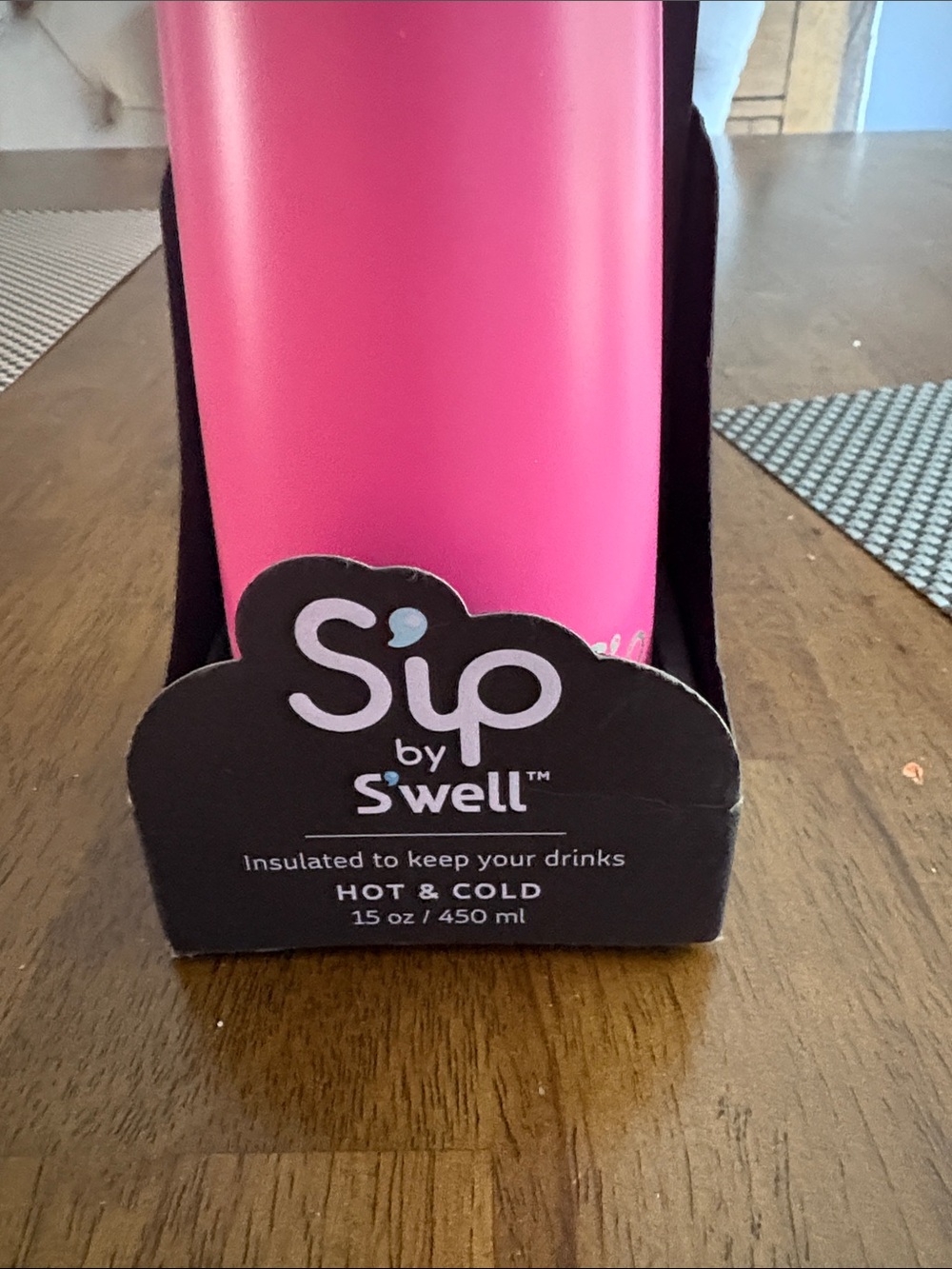 Sip bottle by Swell. Bubblegum Pink Insulated hot and cold water bottle drink - Picture 2 of 5